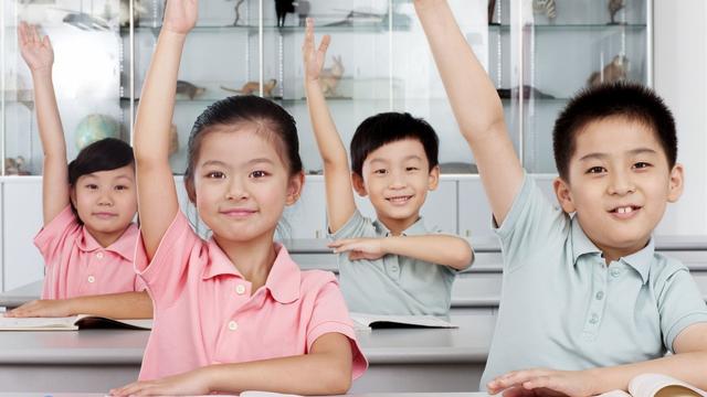 高中学生申请贫困补助的申请书（精选）