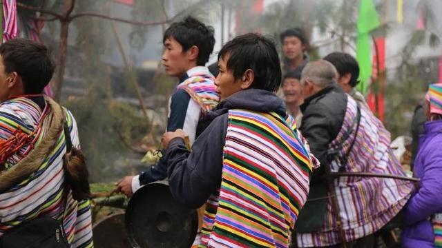 独龙族有哪些风俗习惯