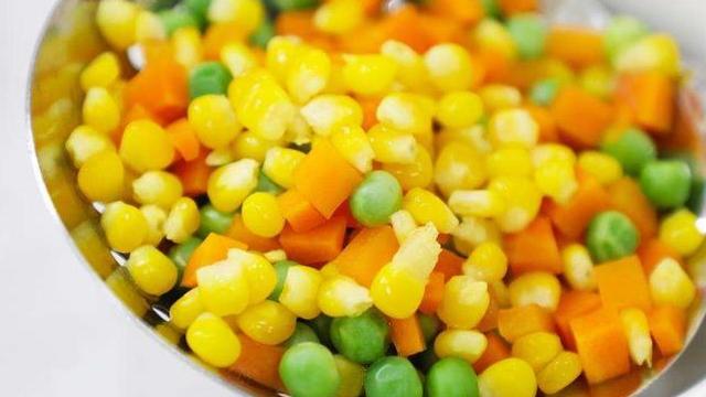 泡椒炒三丁做法