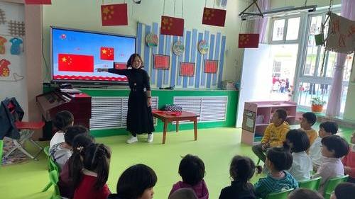 幼儿园大班社会《美丽的祖国》教案【优秀】