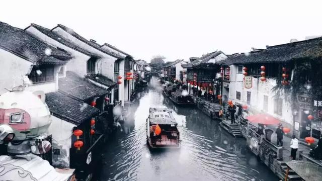 关于雪的现代诗句自创