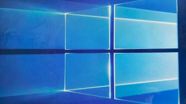 WIN10设置桌面背景分辨率
