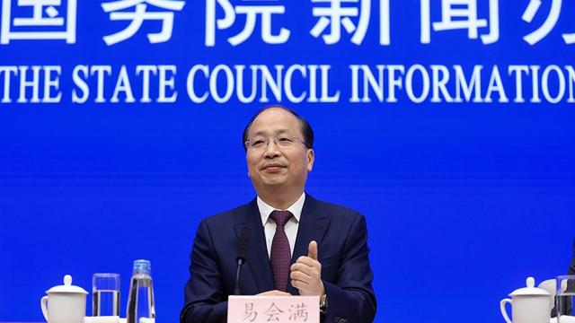男孩满月主持词开场白