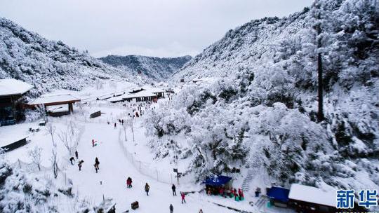 滑雪发朋友圈经典句子