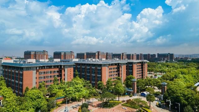 中山大学新华学院专升本招生须知