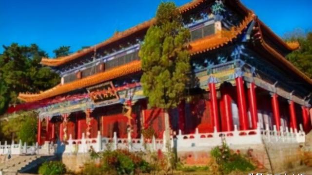王世贞简介及古诗词作品翻译