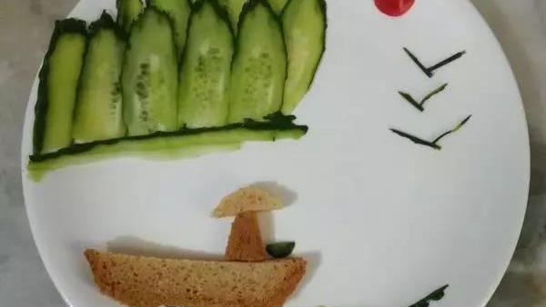 关于清晨日出的古诗