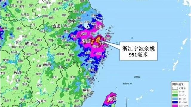 天降“68个西湖”:余姚人在大水中搀扶这座城市