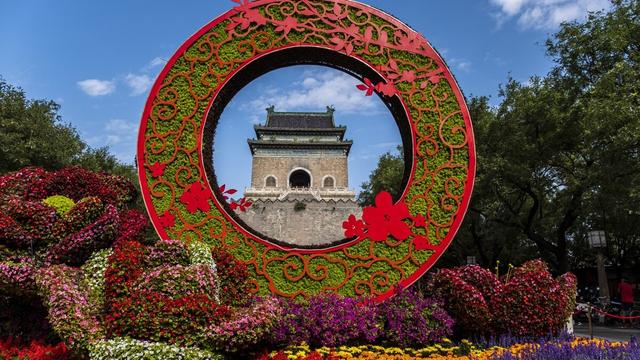 盛世中国诗歌朗诵稿（精选）
