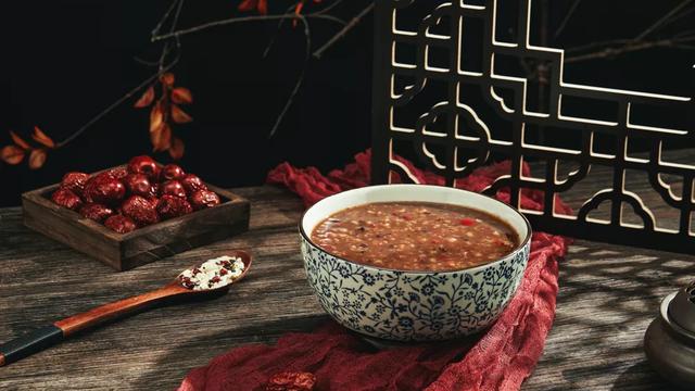 关于新年或其他节日的诗词
