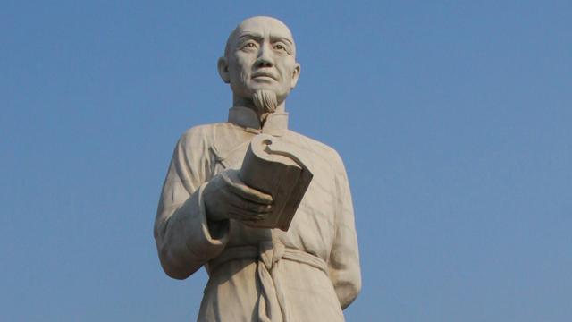 记一次拔河比赛作文