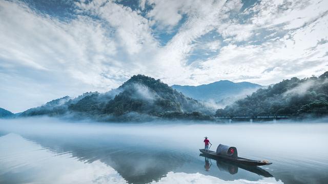 旅游经典句子短句霸气