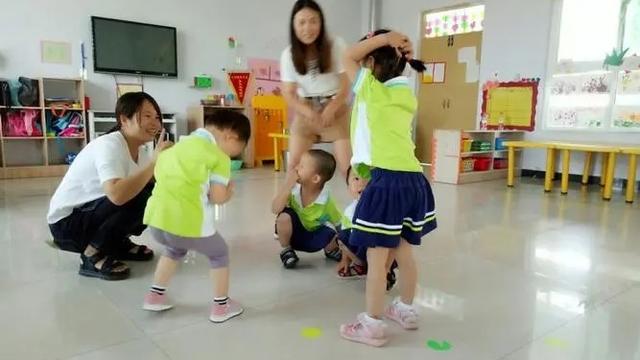 如何培养幼儿与人合作的能力