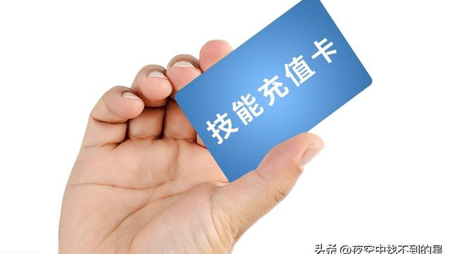 win10设置启动软件最小化