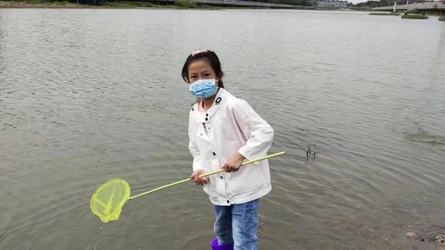 小学生活中令我难忘的一件事作文