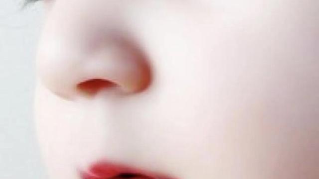 描述眼睛的词语
