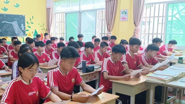 学生资助自查自纠工作报告范文精选