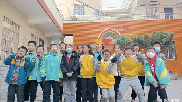 【热门】英语社团活动总结四篇