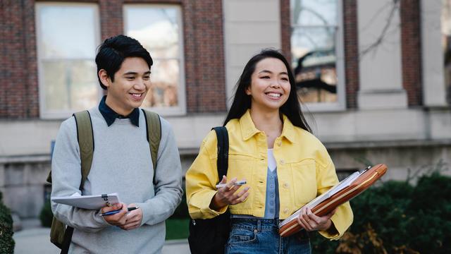 中外合作办学必须出国吗