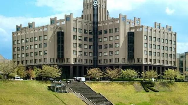 日本庆应大学学校简介