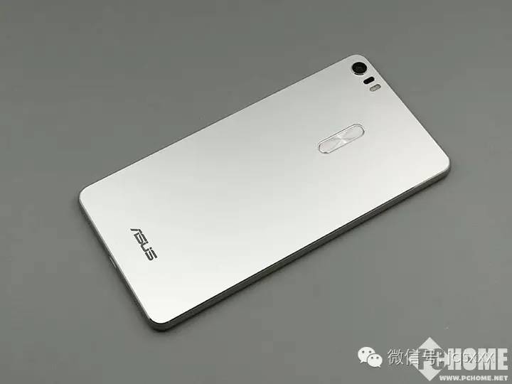 深层酷评首要影音视频武器 asusZenFone 3蔑视测评