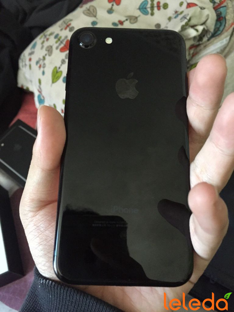 亮黑的 iPhone7 确实有那麼敏感吗？