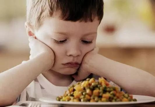 孩子滞食怎么办？无需消化片，7种食物能增加胃动力