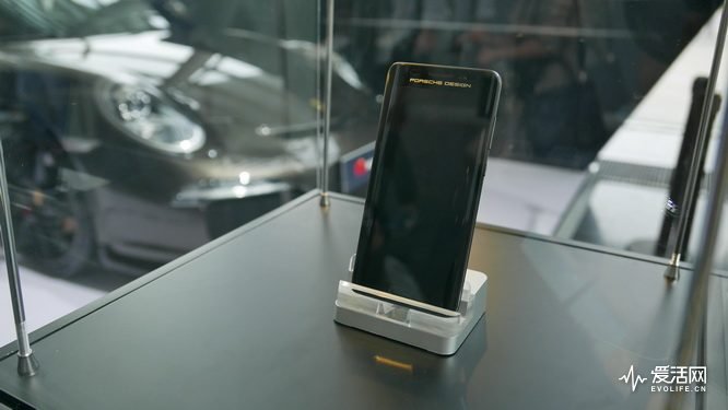 玛莎拉蒂版只卖8999元！本年度强机华为公司Mate9/Mate9 Pro上海发布