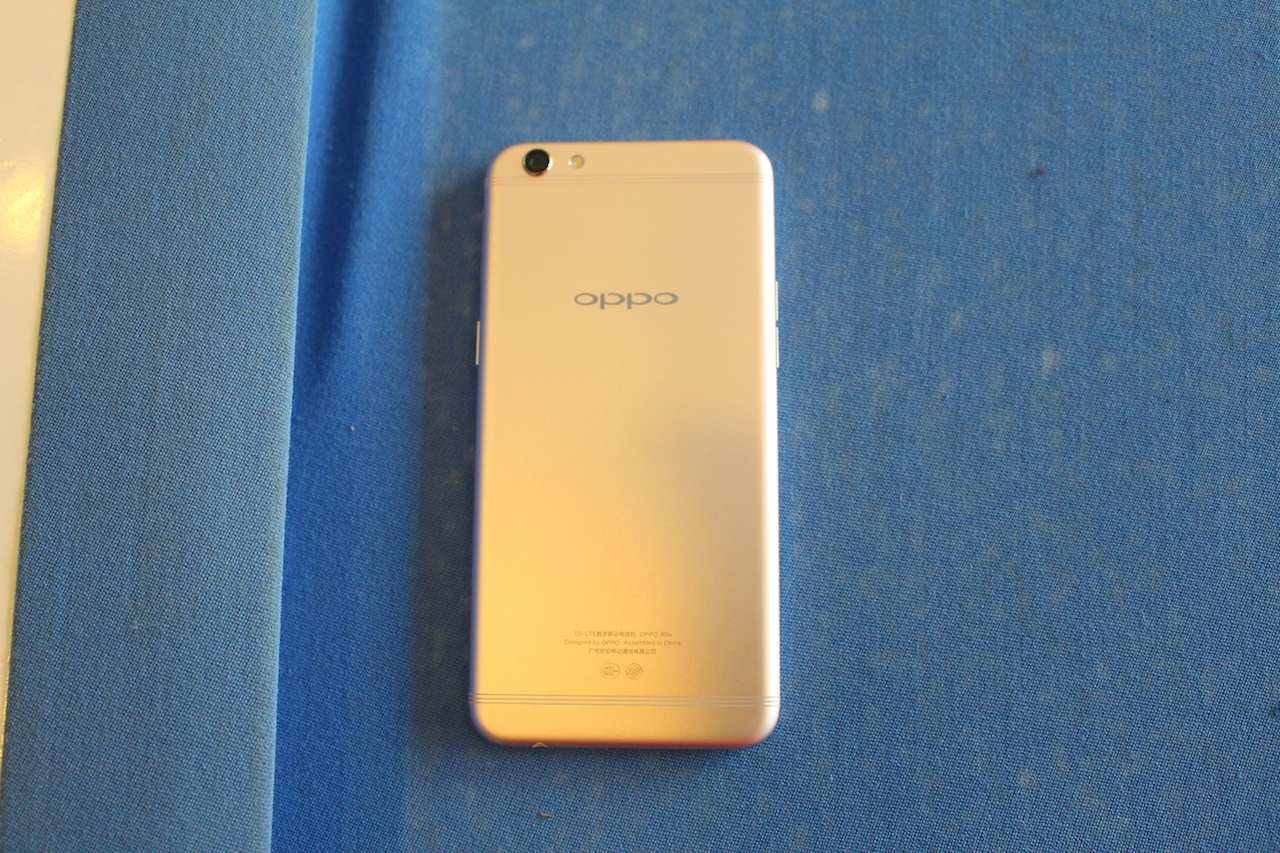 2核调焦 大光圈镜头照相更清楚，OPPO R9s入门感受