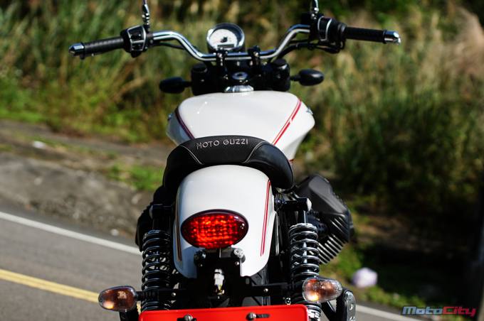 2016 Moto Guzzi V9 Roamer 新车发布