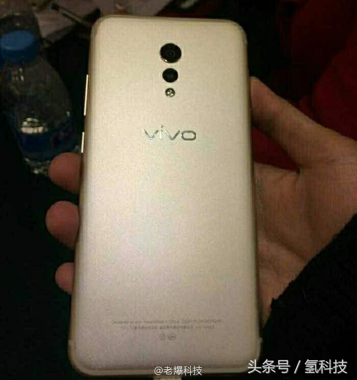 vivo X9/X9Plus主要参数全曝出，硬肛OPPO R9s