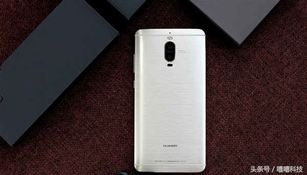 华为公司Mate9/Mate9Pro中国发行公布，玛莎拉蒂版8999