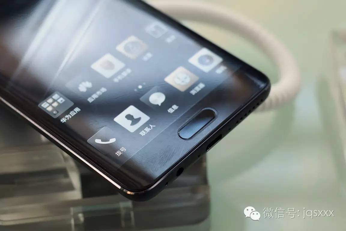 看真机！玛莎拉蒂版层次感爆棚 华为公司Mate 9 Pro标准图集