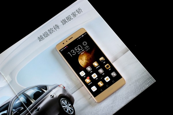 撐不住了，華為手機榮耀V8官方網自降200元