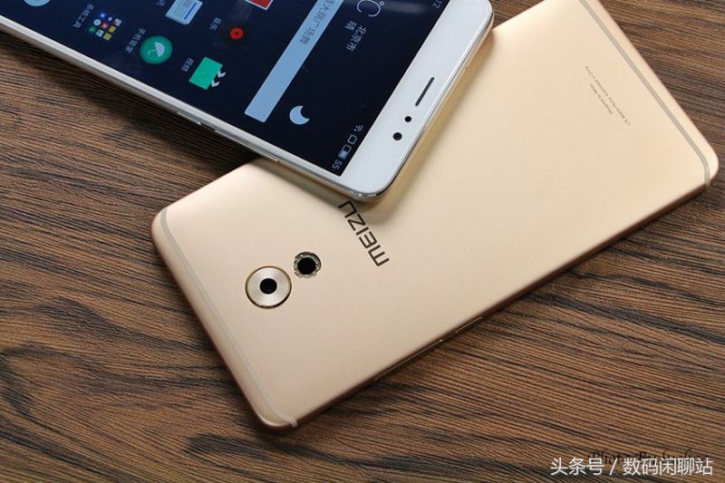 魅族手机Pro6 Plus入门测评！特性辗压820！