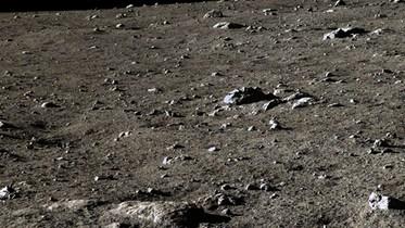 嫦娥三号登月照片公布 中国首次公开高清图 高分辨率细节惊人