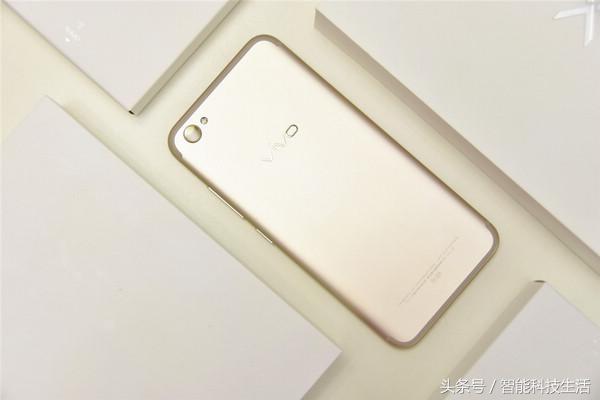 双摄像头自拍照碧水青山 vivo X9手机评测