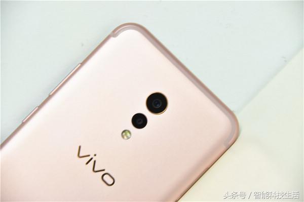 Android新手机王 vivo Xplay6入门测评