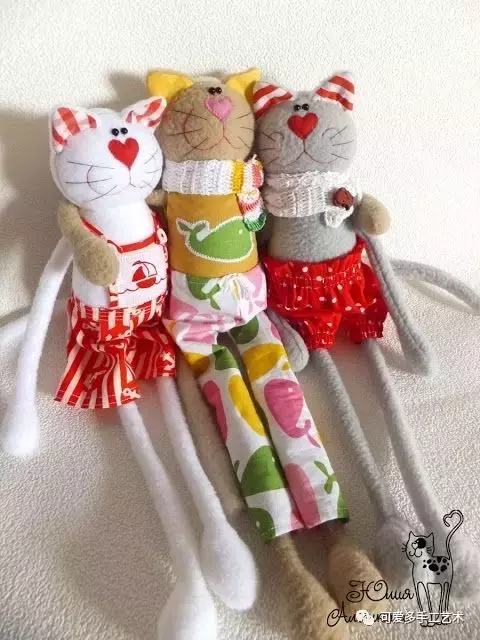 用旧衣服给孩子做几个小动物玩偶,第一个就爱不释手了!-第43张图片-农百科 用旧衣服给孩子做几个小动物玩偶,第一个就爱不释手了!-第43张图片-农百科