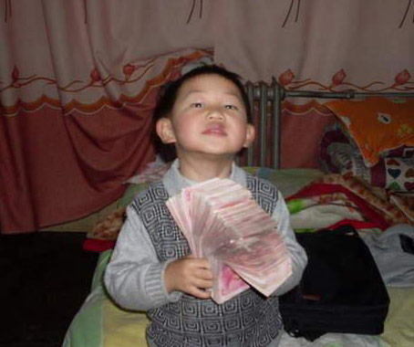 惊叹！多名00后晒新年红包，10万元现金！都是梧州地区的小孩