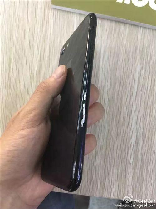 一切正常应用几日后的亮黑iPhone7，都来感受一下！