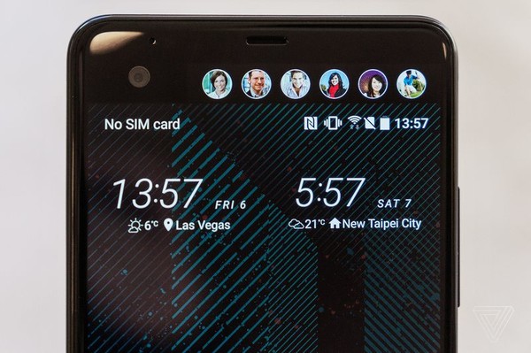 HTC U Ultra入门：惊艳外壳 副显示屏，中国发行不缩水！