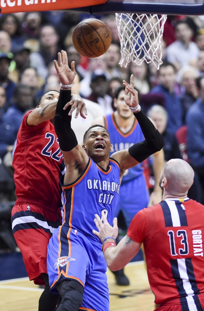 奇才战胜雷霆队(篮球——NBA常规赛：奇才战胜雷霆)