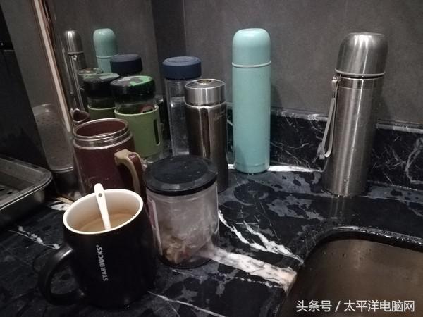 荣耀8青春版评测：1099元起售，颜值很高，实力不俗！