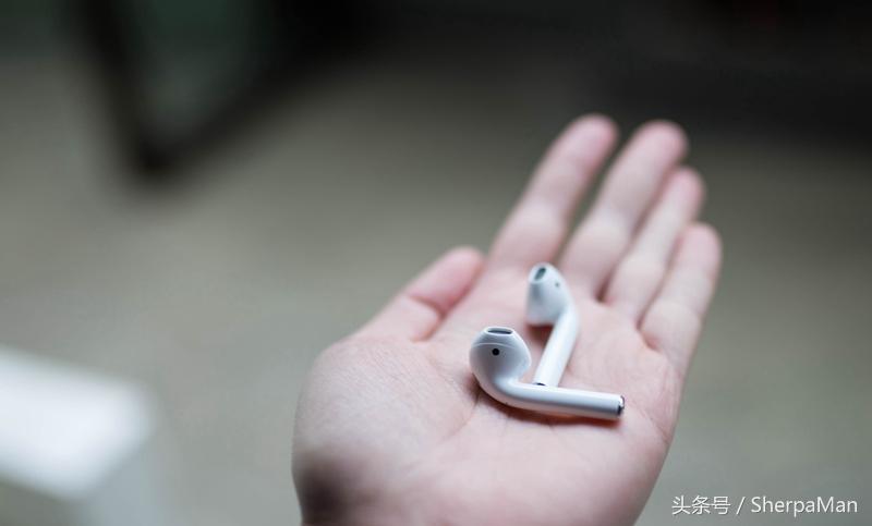 iPhone Airpods 无线蓝牙耳机感受：1288 却也值了！