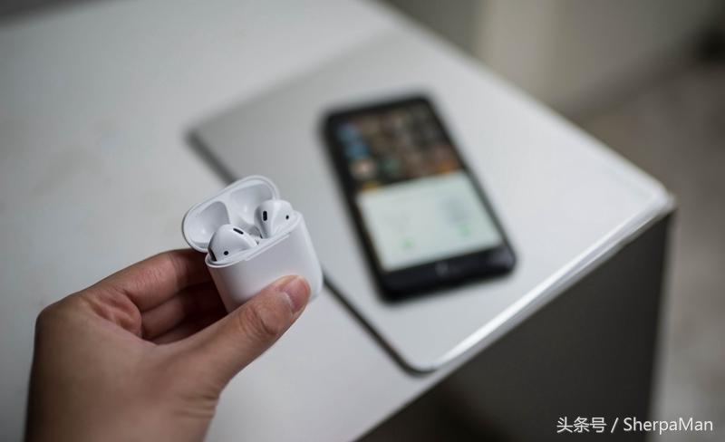 iPhone Airpods 无线蓝牙耳机感受：1288 却也值了！