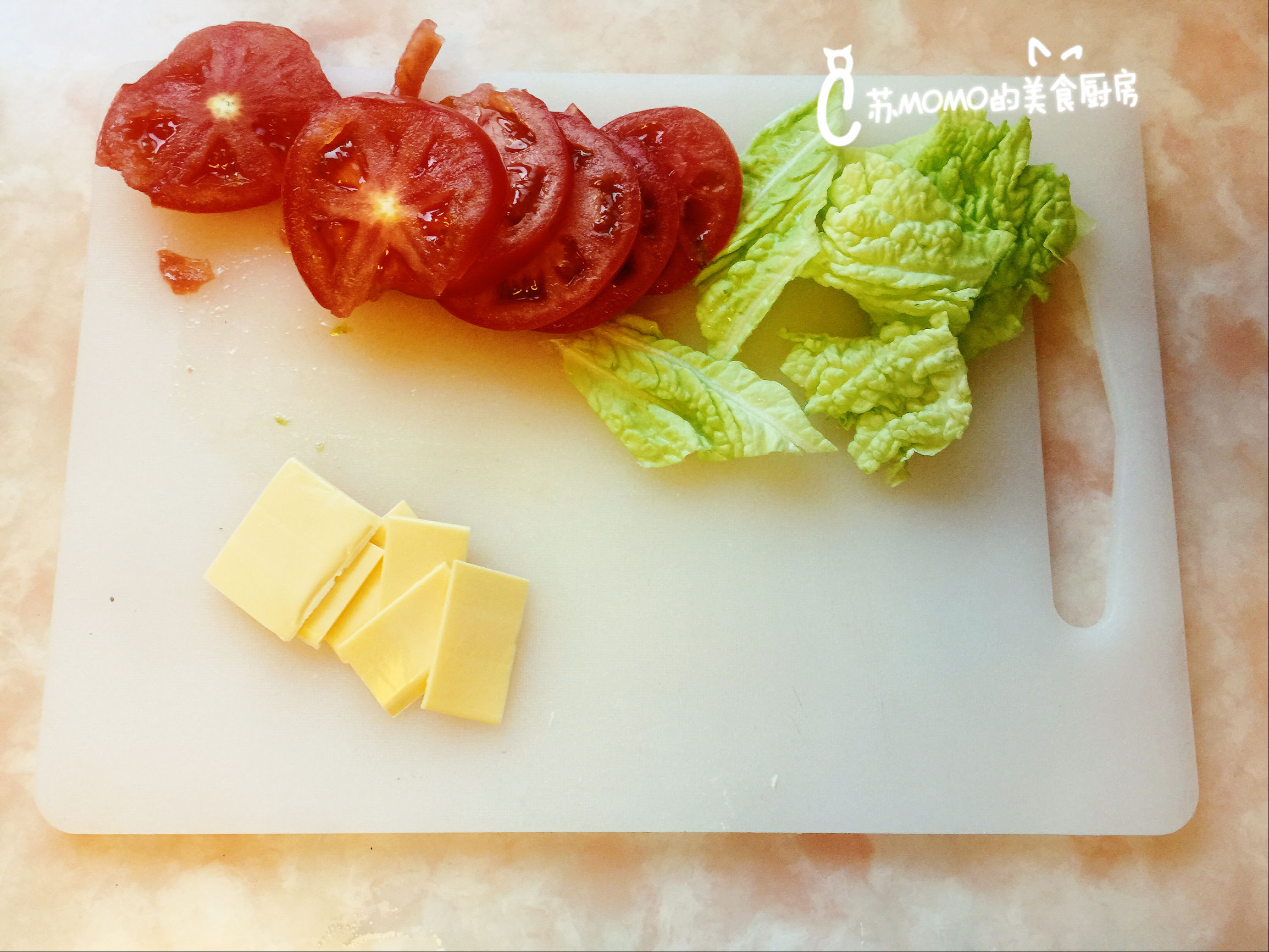 A hamburger, confuse fort of your Xianggu mushroom