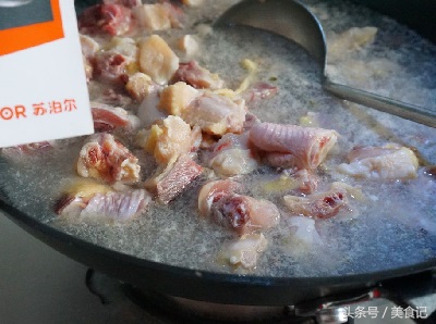 90后男友做的暖心菜，家常炖鸡，香的不要不要的