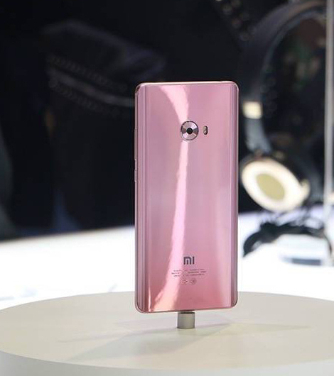 小米手机Note 2 粉红色版 首曝，配备不会改变，当月公布，女孩订制