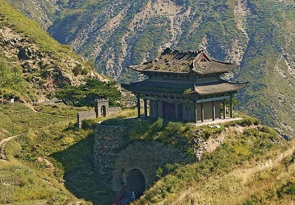 中国人口最拥挤的贫困县